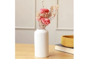 SPHINX Ribbed Ceramic Vase